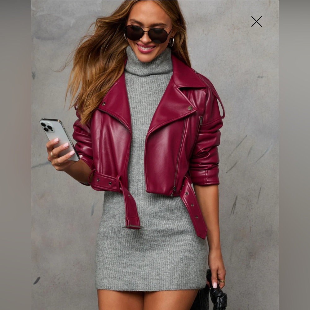 NWT/Vici Collection: Cropped Moto Faux- Leather Jacket (size Medium)